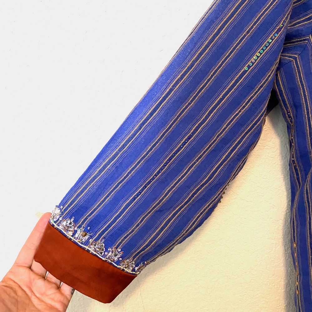 Indian Pinstriped Tunic with Embroidered Detail - Picture 4 of 5